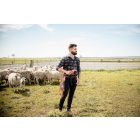 Felco 802 Plus battery pruning shears complete package