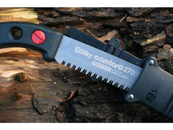 Silky Gomtaro 270-8 merev pengéjű japán húzófűrész egyenes 270 mm-es pengével és gumi GOM markolattal