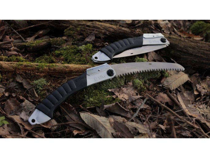 Silky Super Accel Curve 210-8 becsukható ívelt fűrész nikkel bevonatú pengével és gumi markolattal