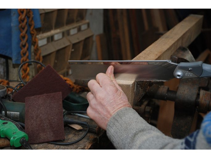 Silky Woodboy 240-32 összecsukható asztalosfűrész legfinomabb fogazatú 240 mm-es pengével
