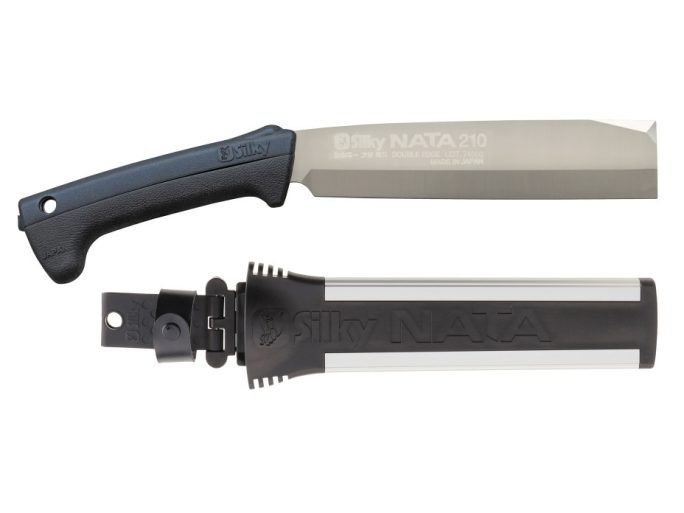 Silky NATA 210 mm dupla élű fejsze hosszabb kovácsolt pengével és Genki gumi markolattal