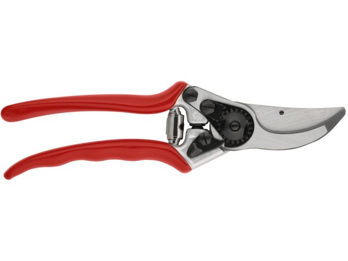 FELCO 11 metszőolló és FELCO 905 többfunkciós élező együtt, hosszabb pengéjű olló élezővel