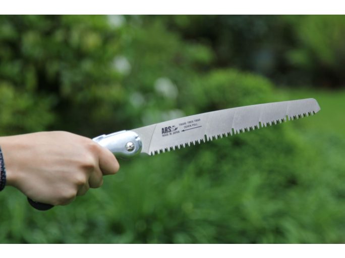 ARS TL-24 fűrész 240 mm-es Tilton pengéje saját tokkal, ács- és kerti munkához